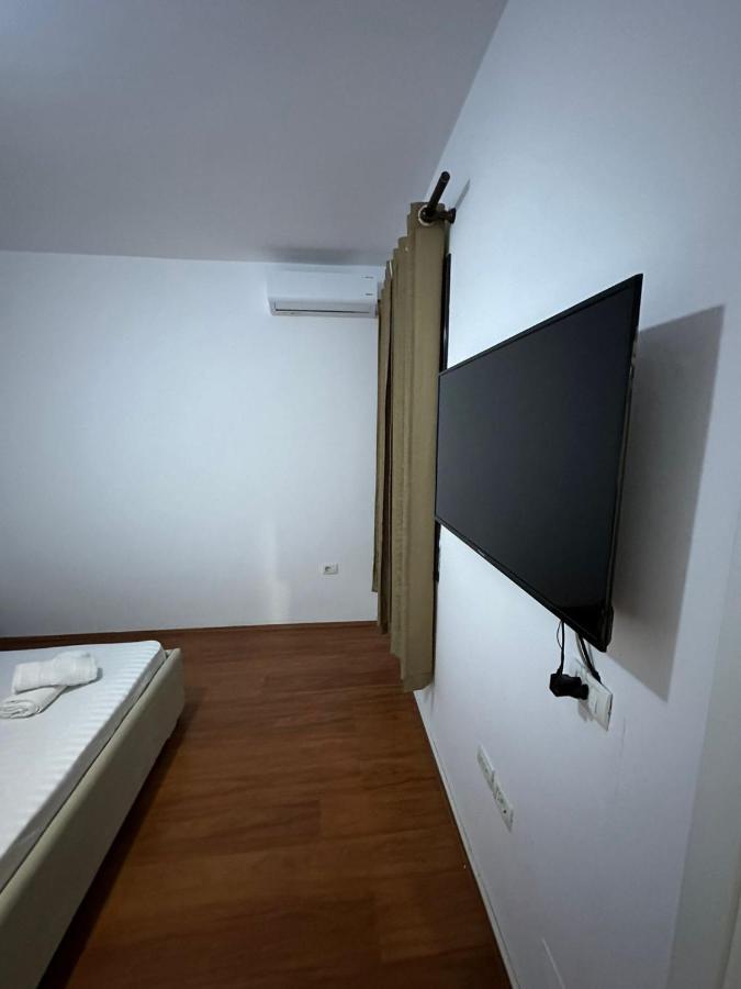 Elby Apartments Μπεράτ Εξωτερικό φωτογραφία