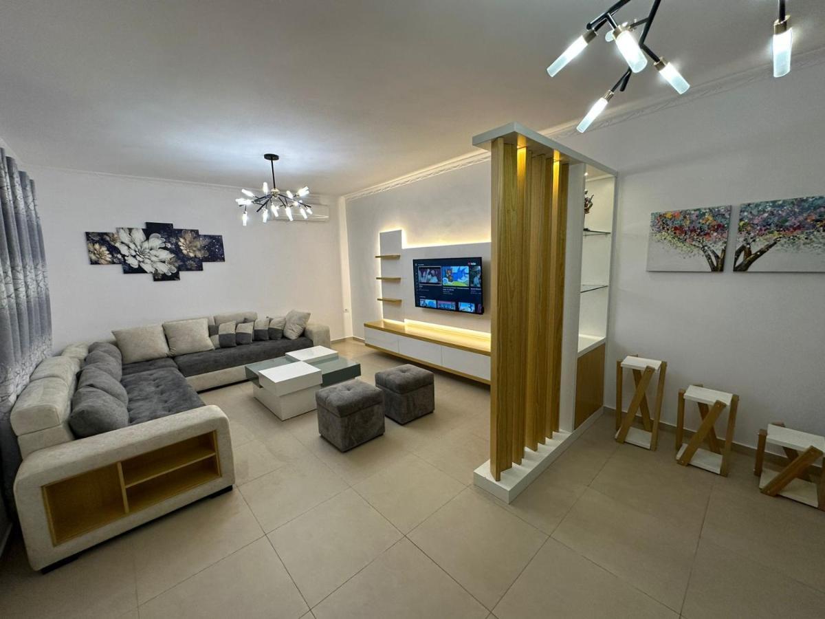 Elby Apartments Μπεράτ Εξωτερικό φωτογραφία